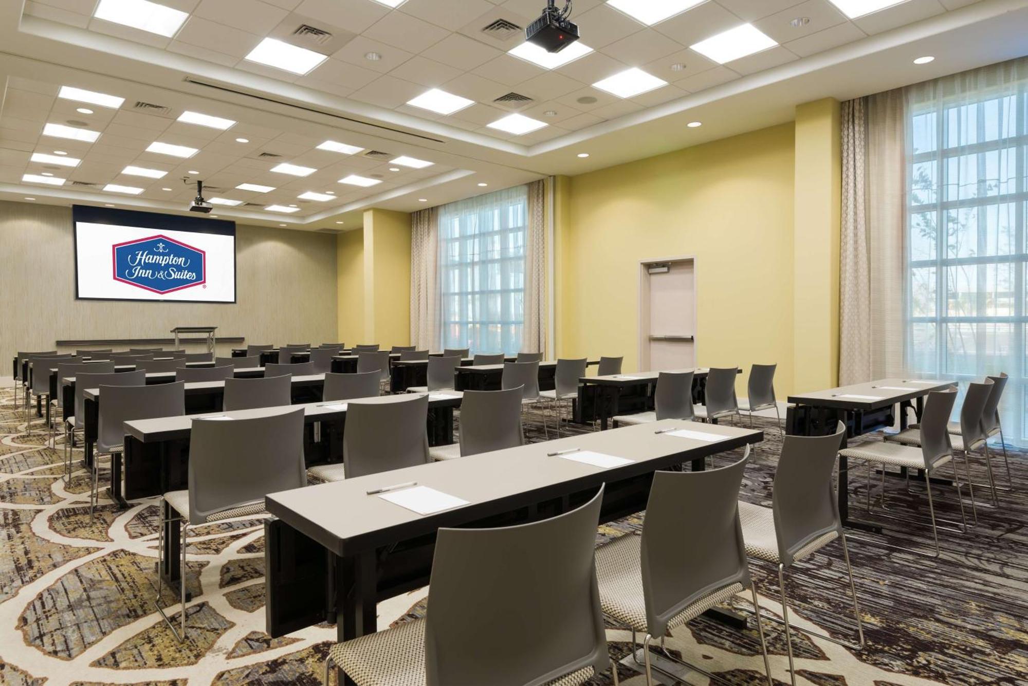 Hampton Inn & Suites Tampa Airport Avion Park Westshore Eksteriør bilde